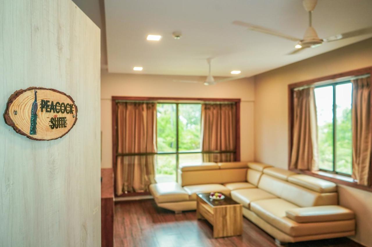 Nest Beacon Resort Daman Exterior photo
